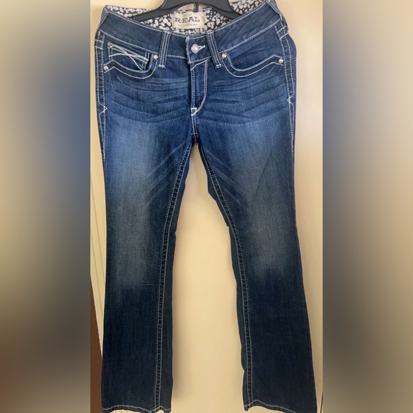 Ariat - Picture 1 of 4